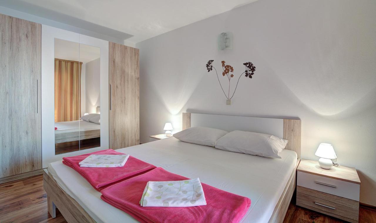 Apartments Lucia Senj 1 Luaran gambar