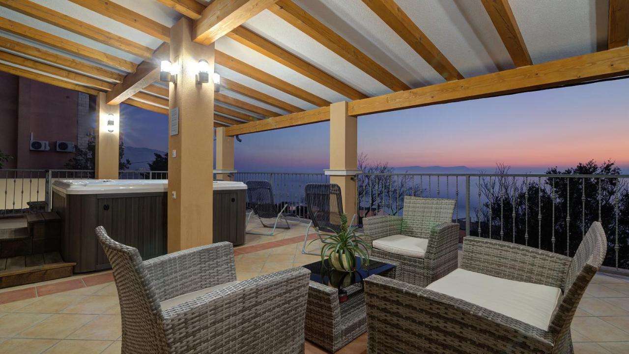 Apartments Lucia Senj 1 Luaran gambar